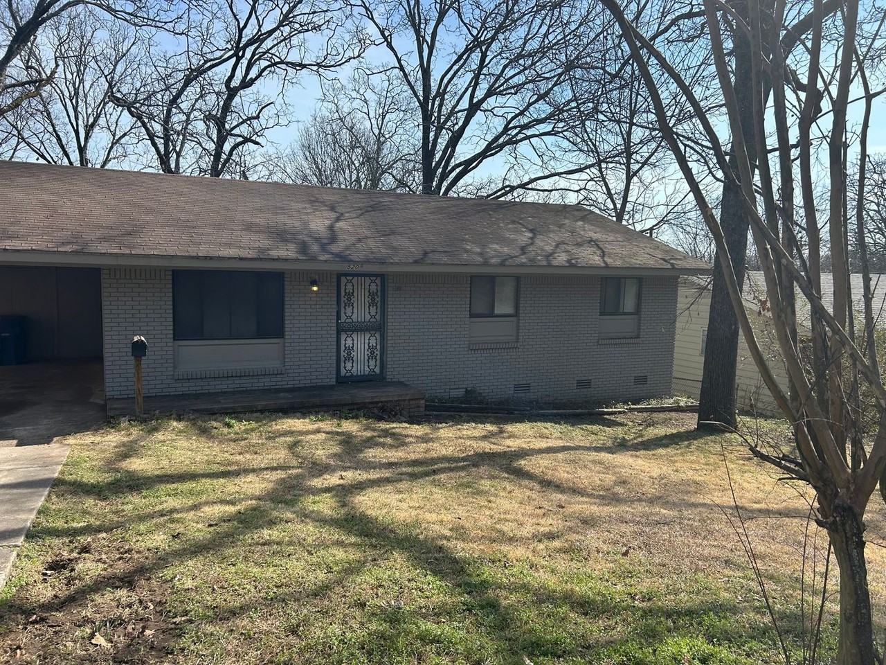 5204 Nelson Dr - Photo 2 of 17