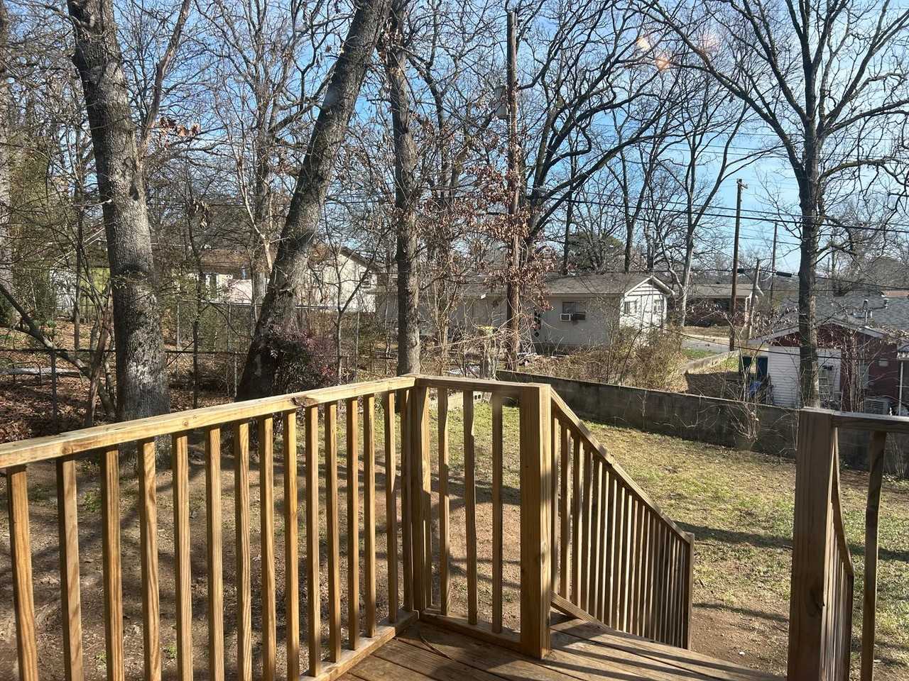 5204 Nelson Dr - Photo 4 of 17