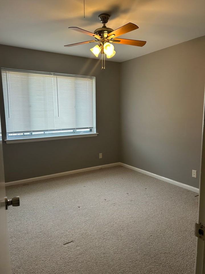 5204 Nelson Dr - Photo 7 of 17