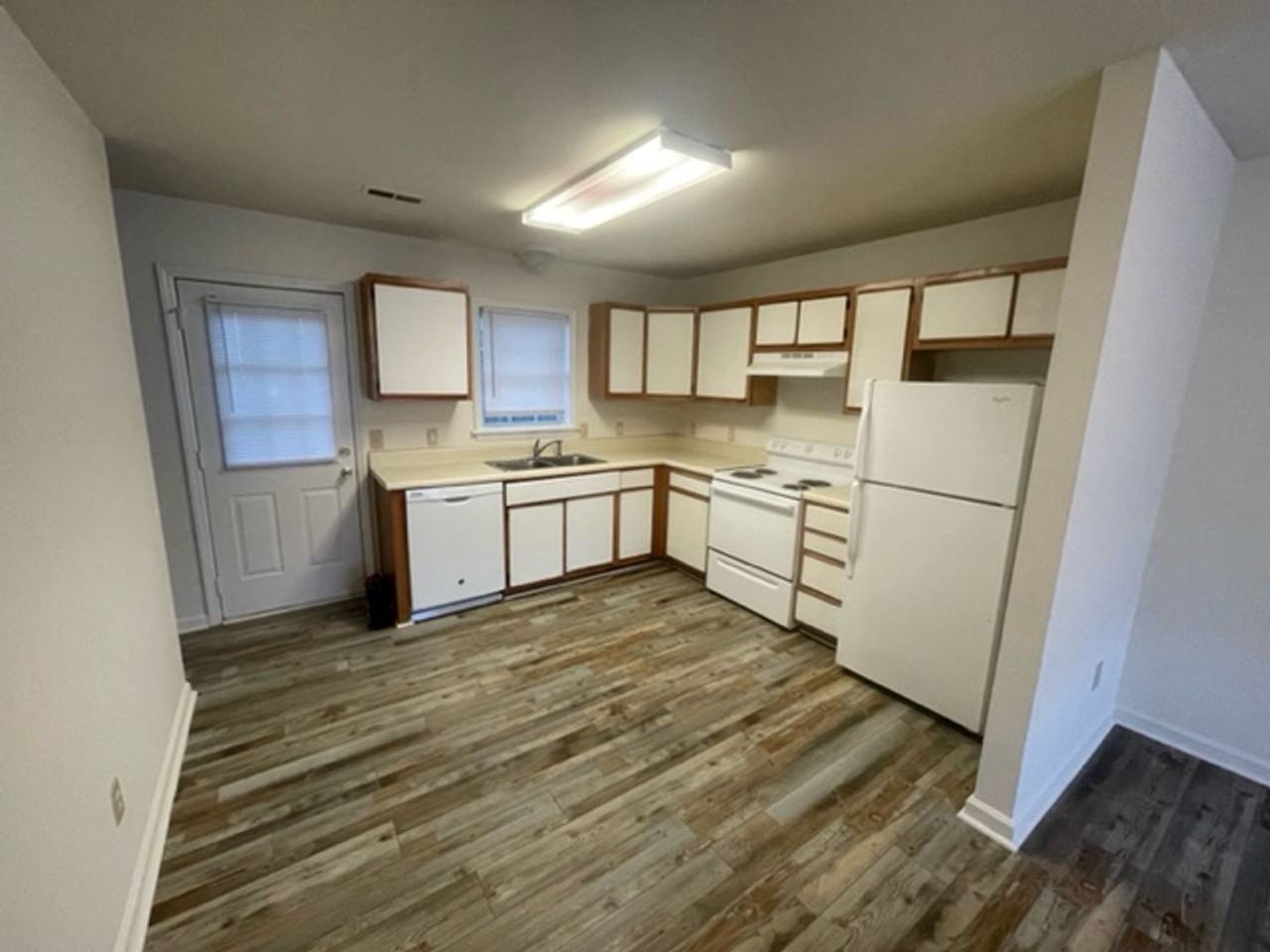 115 Farmer Rd #B - Photo 2 of 4