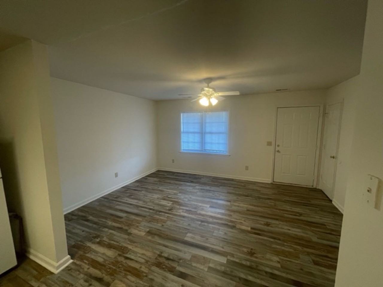 115 Farmer Rd #B - Photo 3 of 4