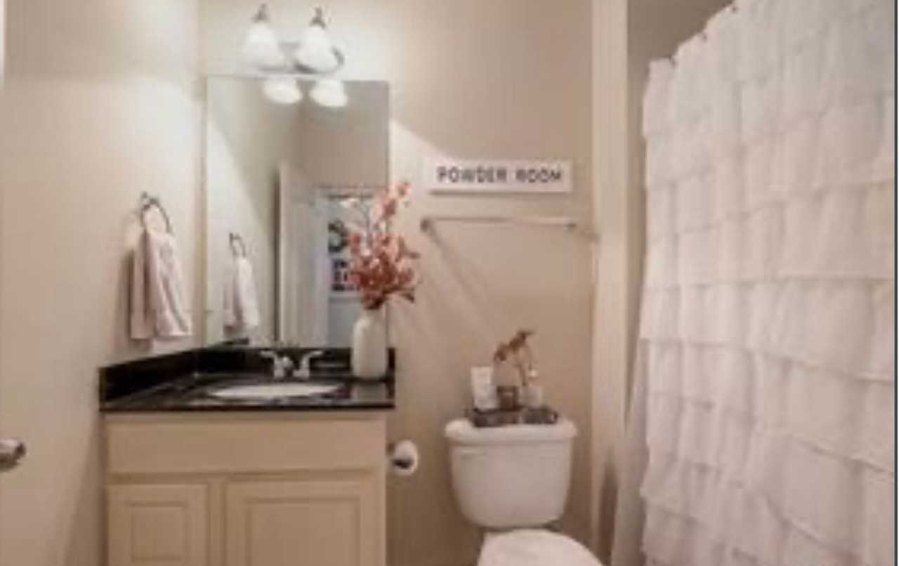 700 15th St #1301 - Photo 4 of 12