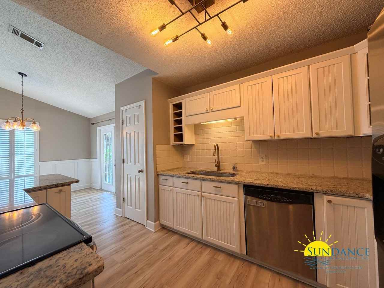 468 W Park Dr - Photo 7 of 30