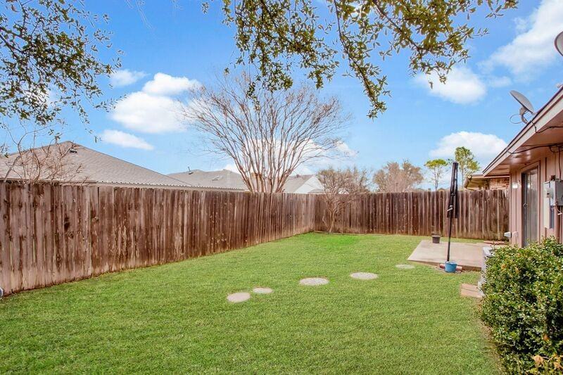 2025 Lorient Dr - Photo 2 of 43
