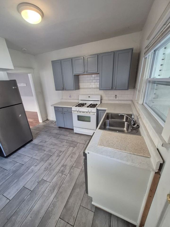 524 Highland Pike - Photo 5 of 24