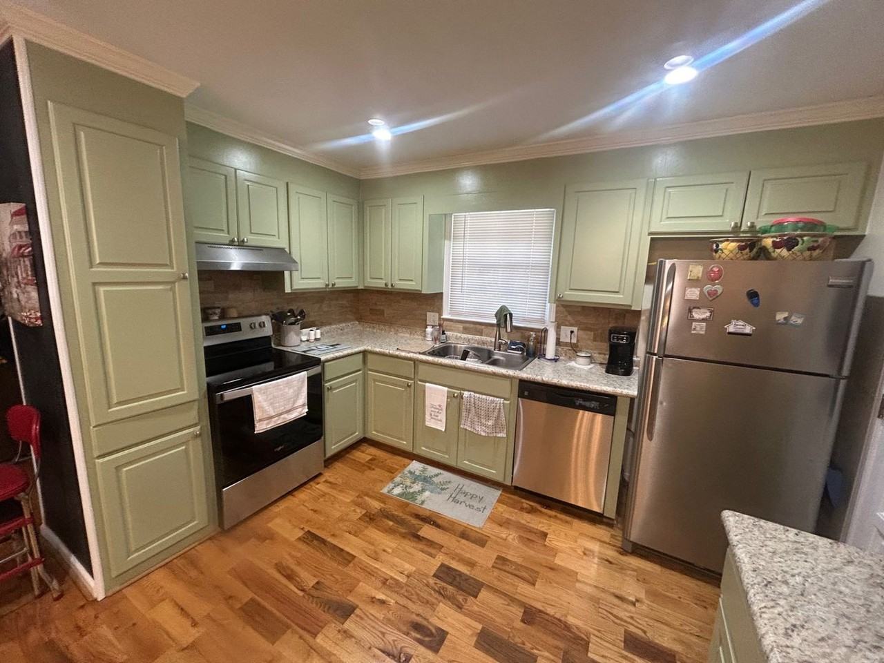 3220 Woodsen Cir - Photo 6 of 29