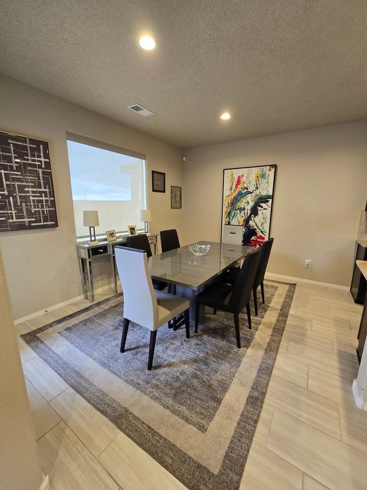 888 Tazanita Loop Se - Photo 3 of 11