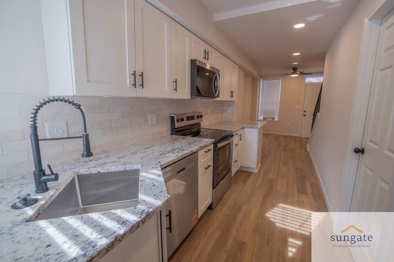 1911 Eastern Ave - Photo 2 of 46