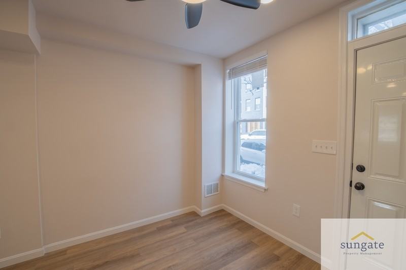 1911 Eastern Ave - Photo 5 of 46