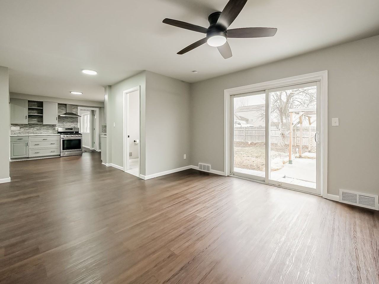 11780 Haggerty Rd - Photo 2 of 41