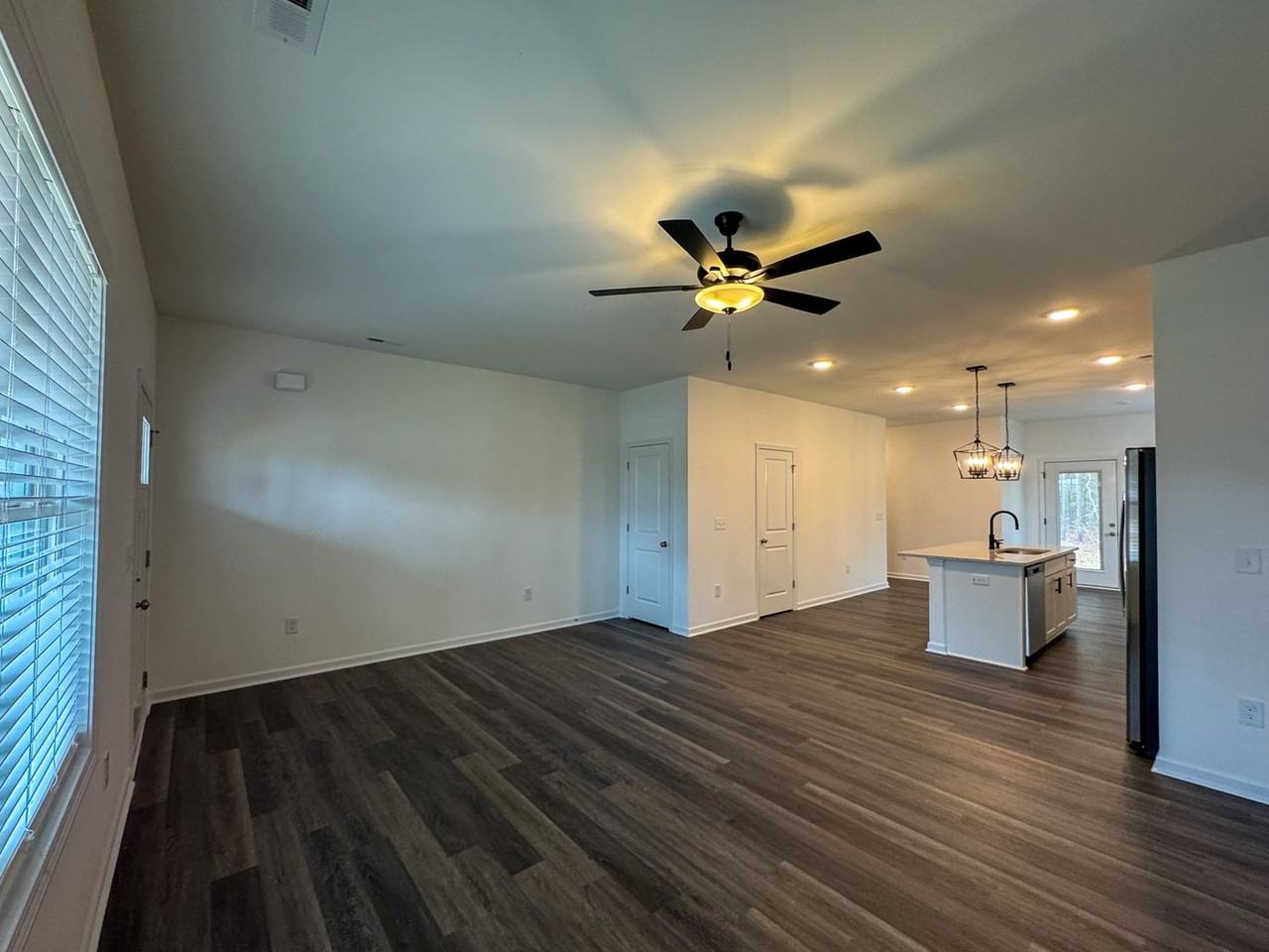 200 200 Woodcrest Jones Drive - Photo 5 of 23