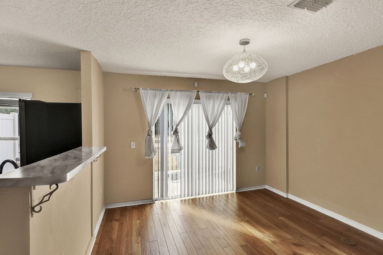 3754 Verde Gardens Cir - Photo 3 of 22