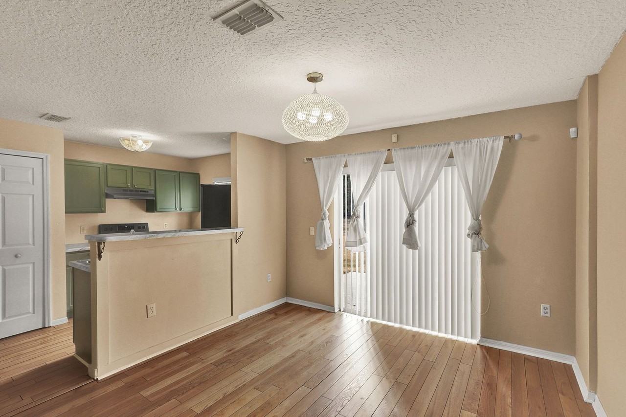 3754 Verde Gardens Cir - Photo 4 of 22