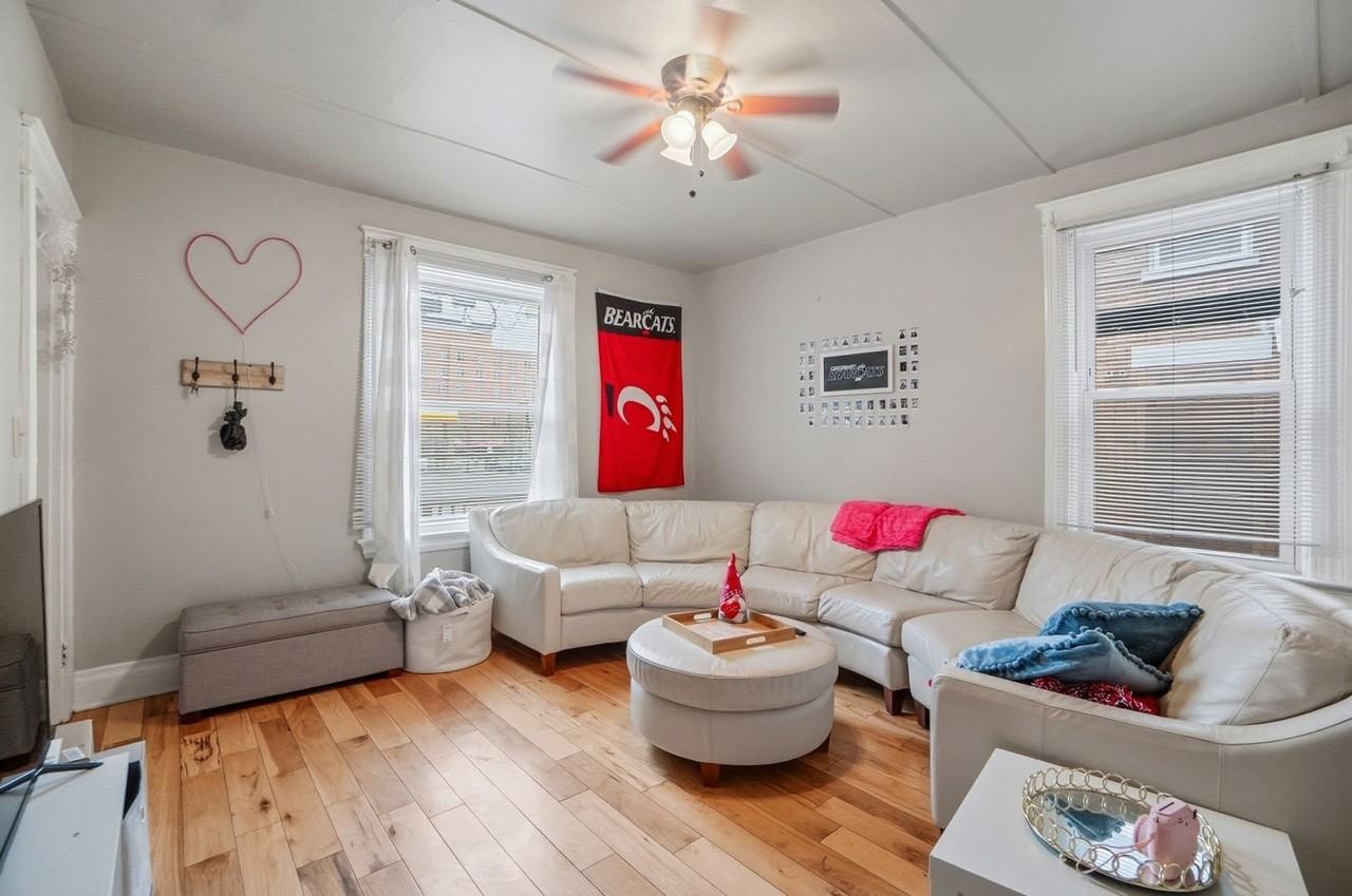 77 W Mcmillan St - Photo 6 of 45