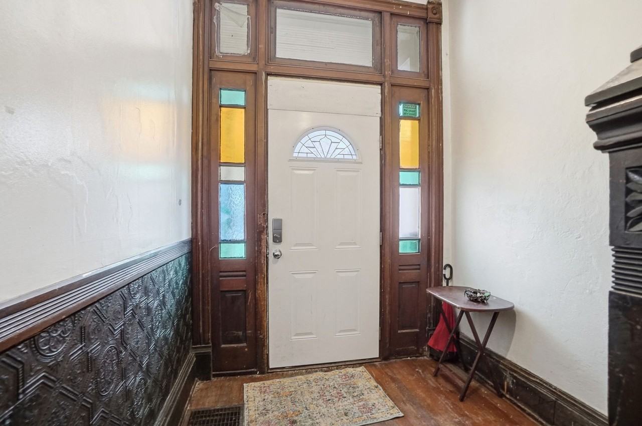 2346 Rohs St - Photo 3 of 47