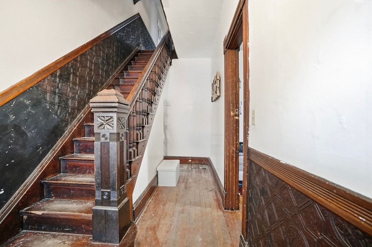 2346 Rohs St - Photo 4 of 47