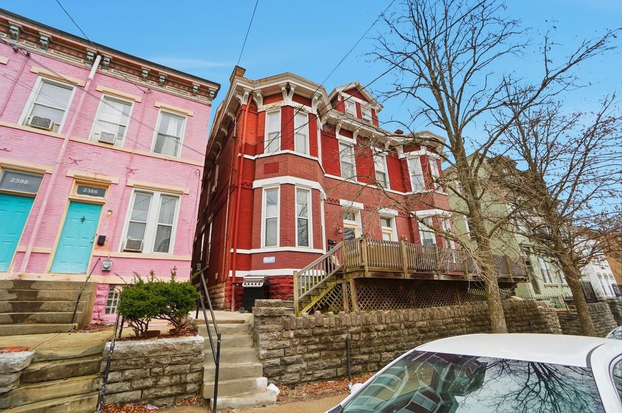 2384 Wheeler St - Photo 2 of 45