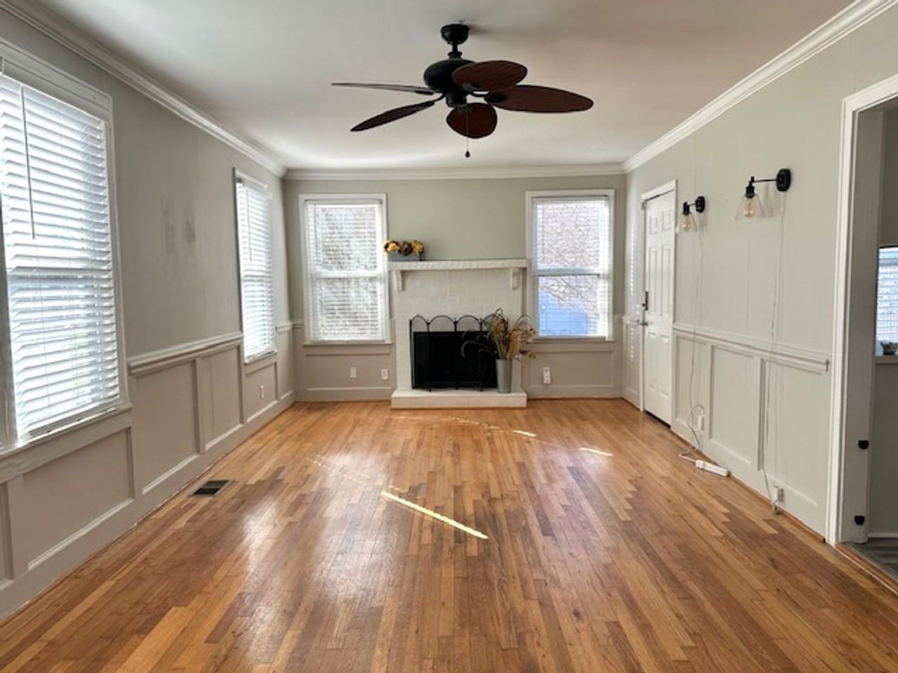 711 S Prospect St - Photo 2 of 11