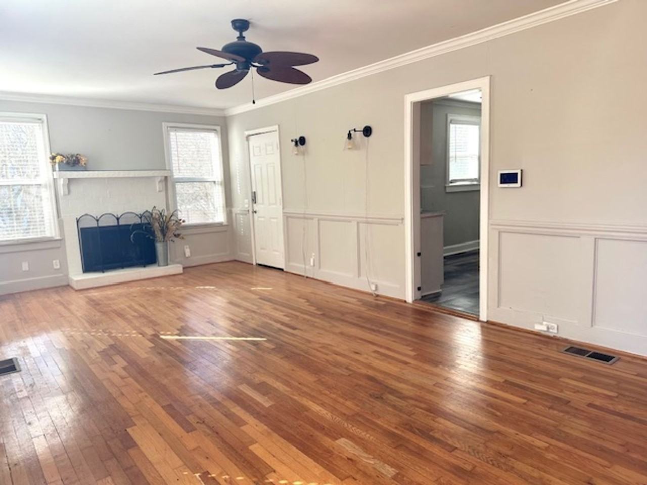 711 S Prospect St - Photo 3 of 11