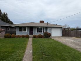 696 Se Miller Ave - Photo 1 of 1