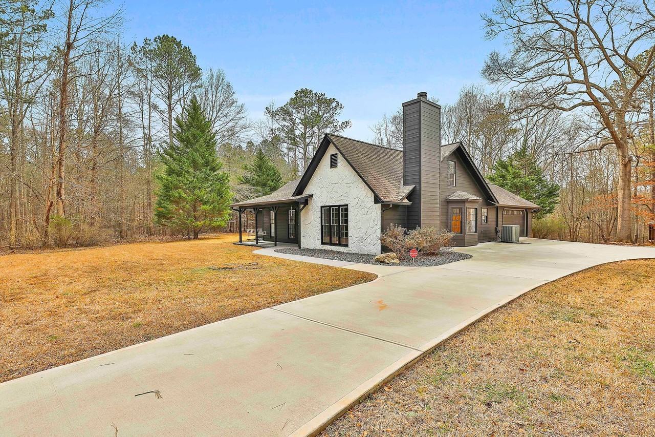 208 Cedar Rdg - Photo 3 of 20