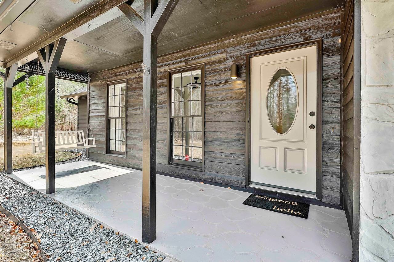 208 Cedar Rdg - Photo 4 of 20