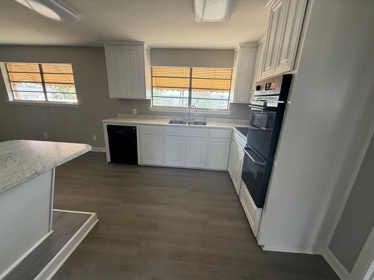 727 Old Nunez Rd - Photo 4 of 12