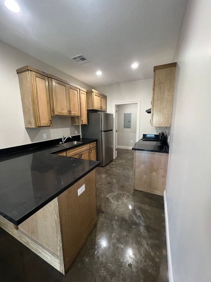 6017 Nobie Ln - Photo 3 of 11