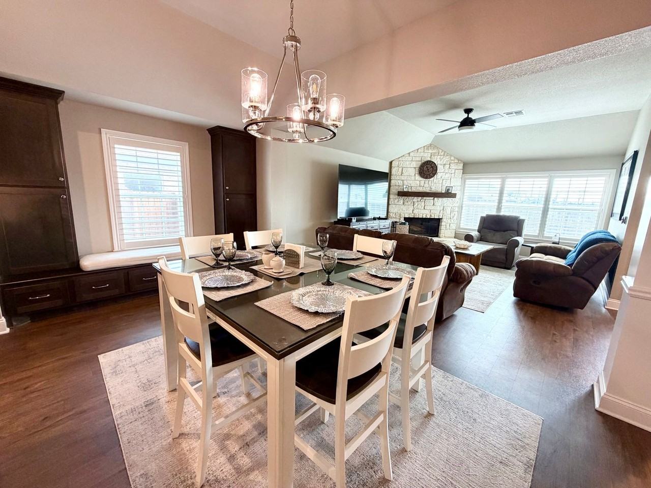 916 Cumberland St - Photo 5 of 28