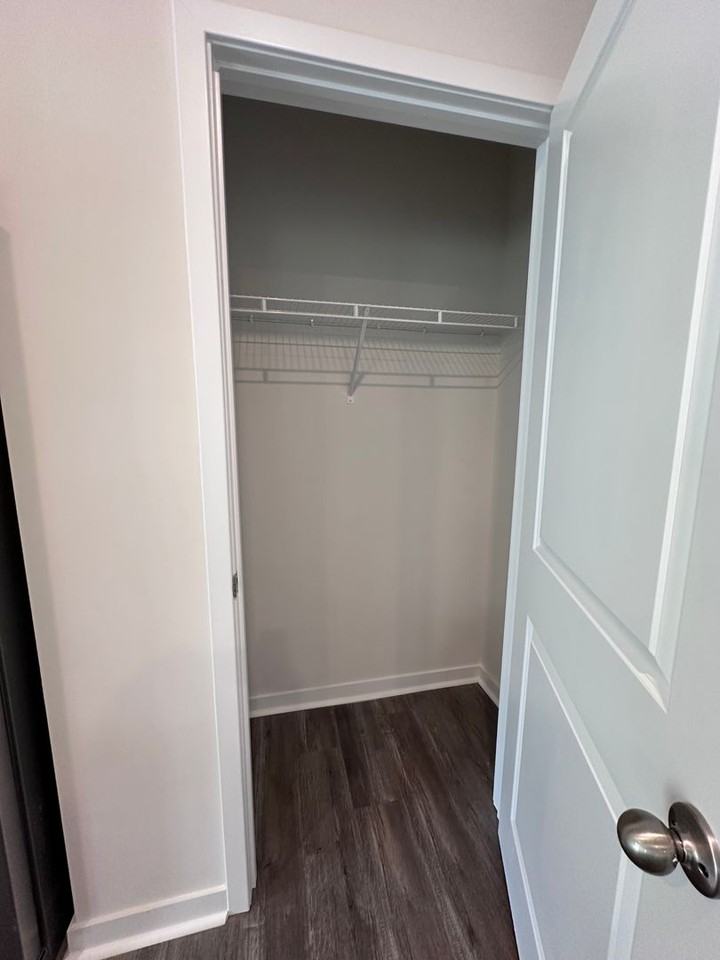 546 13th Avenue Dr Ne - Photo 5 of 27