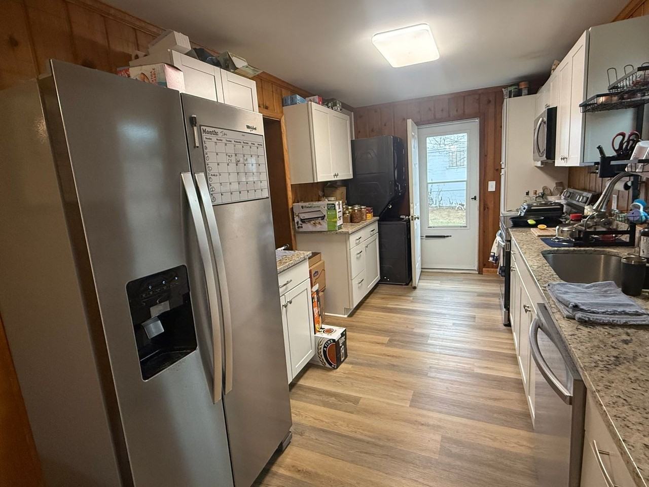 312 Woodford St - Photo 3 of 5