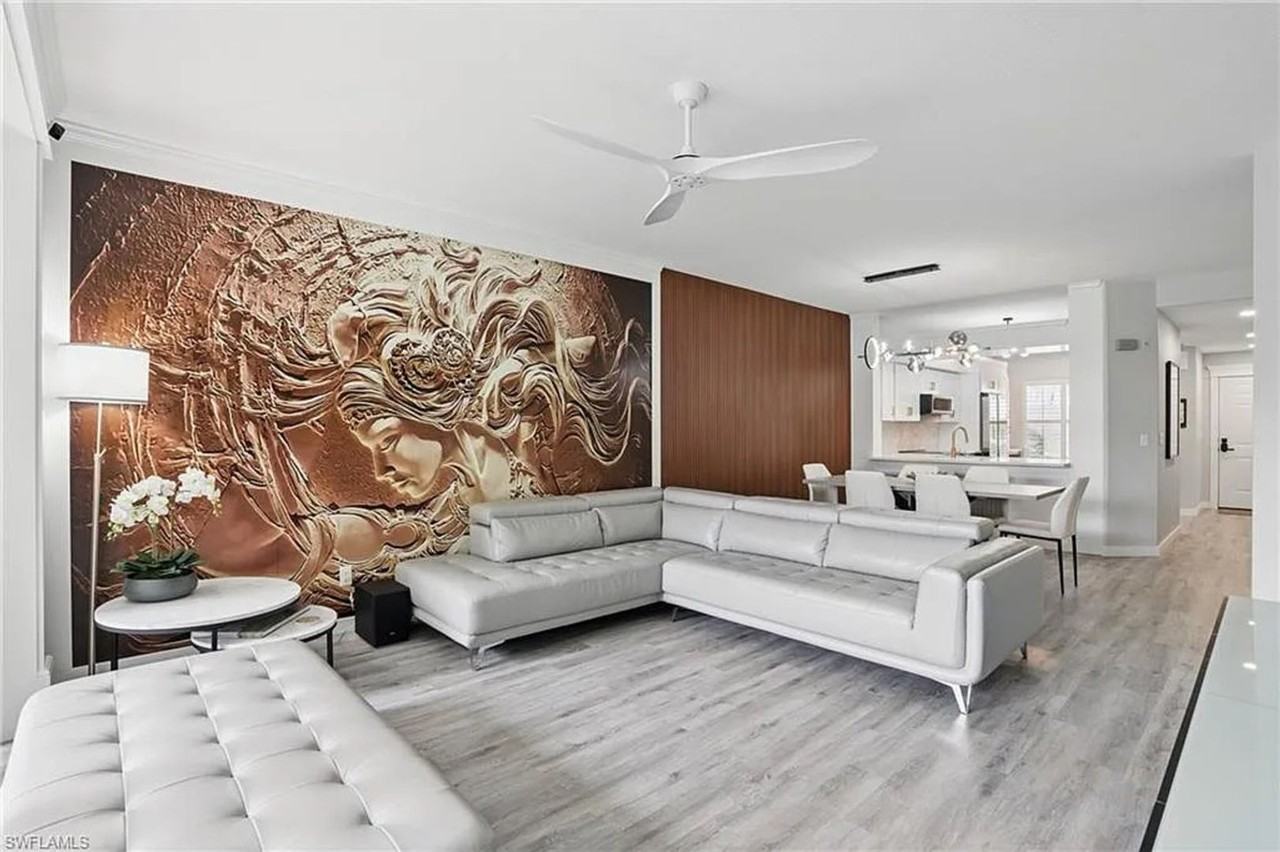 1220 Sarah Jean Cir - Photo 2 of 32