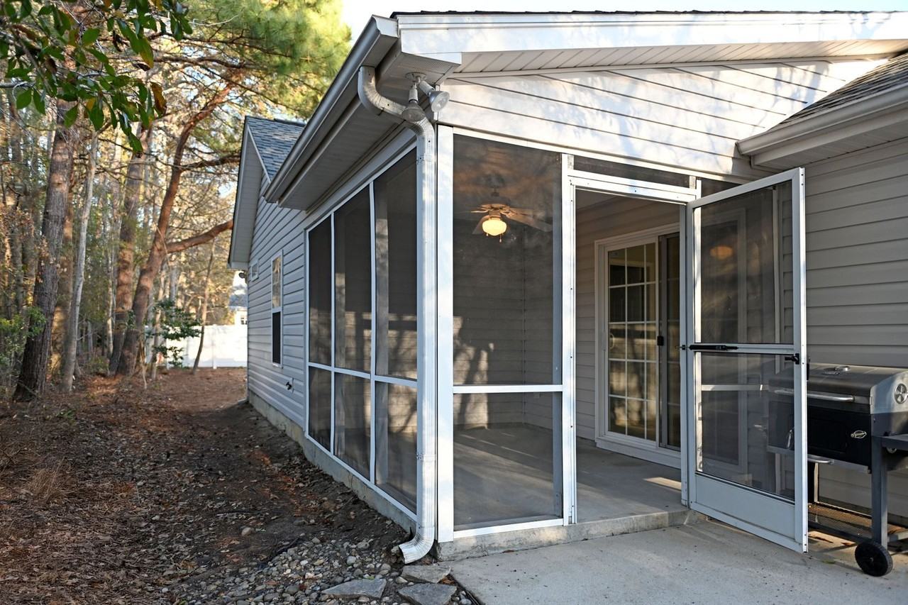 8256 Tartan Ln - Photo 4 of 26