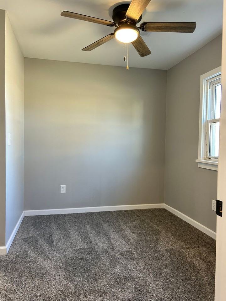 1609 N Washington St #6 - Photo 5 of 10