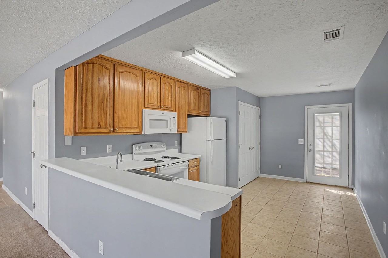 719 Ethan Ln - Photo 7 of 29