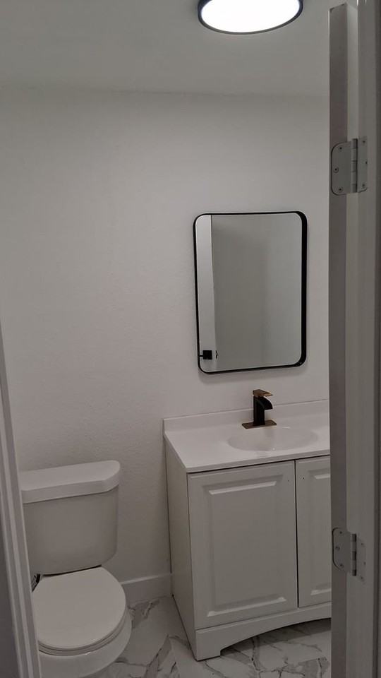 9250 Homewood Ln - Photo 4 of 15