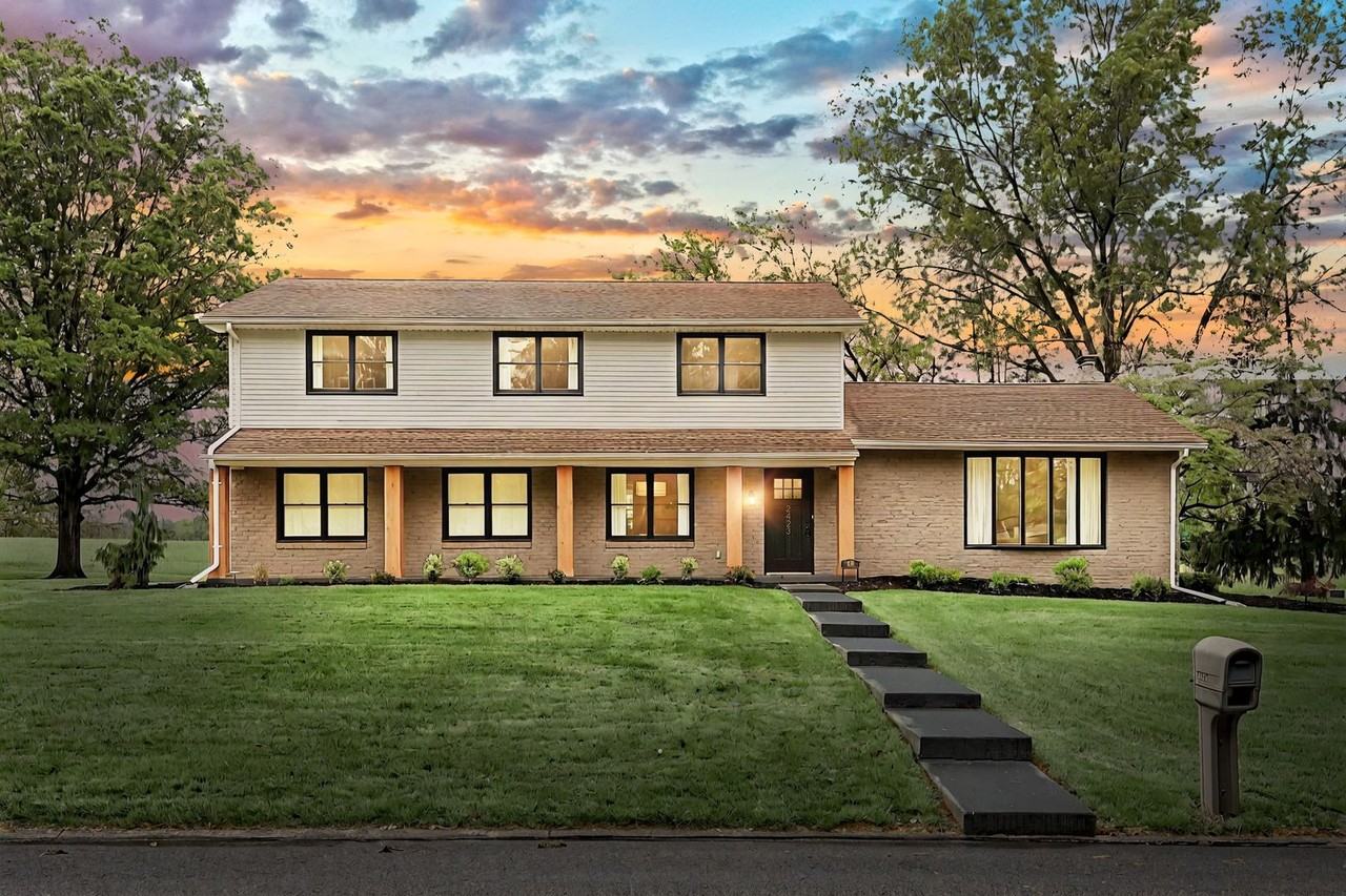 2423 Hepplewhite Dr - Photo 2 of 45