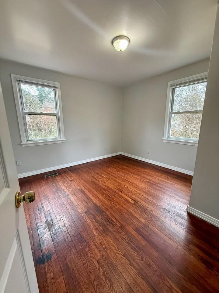 2406 Wilson Ave - Photo 6 of 6