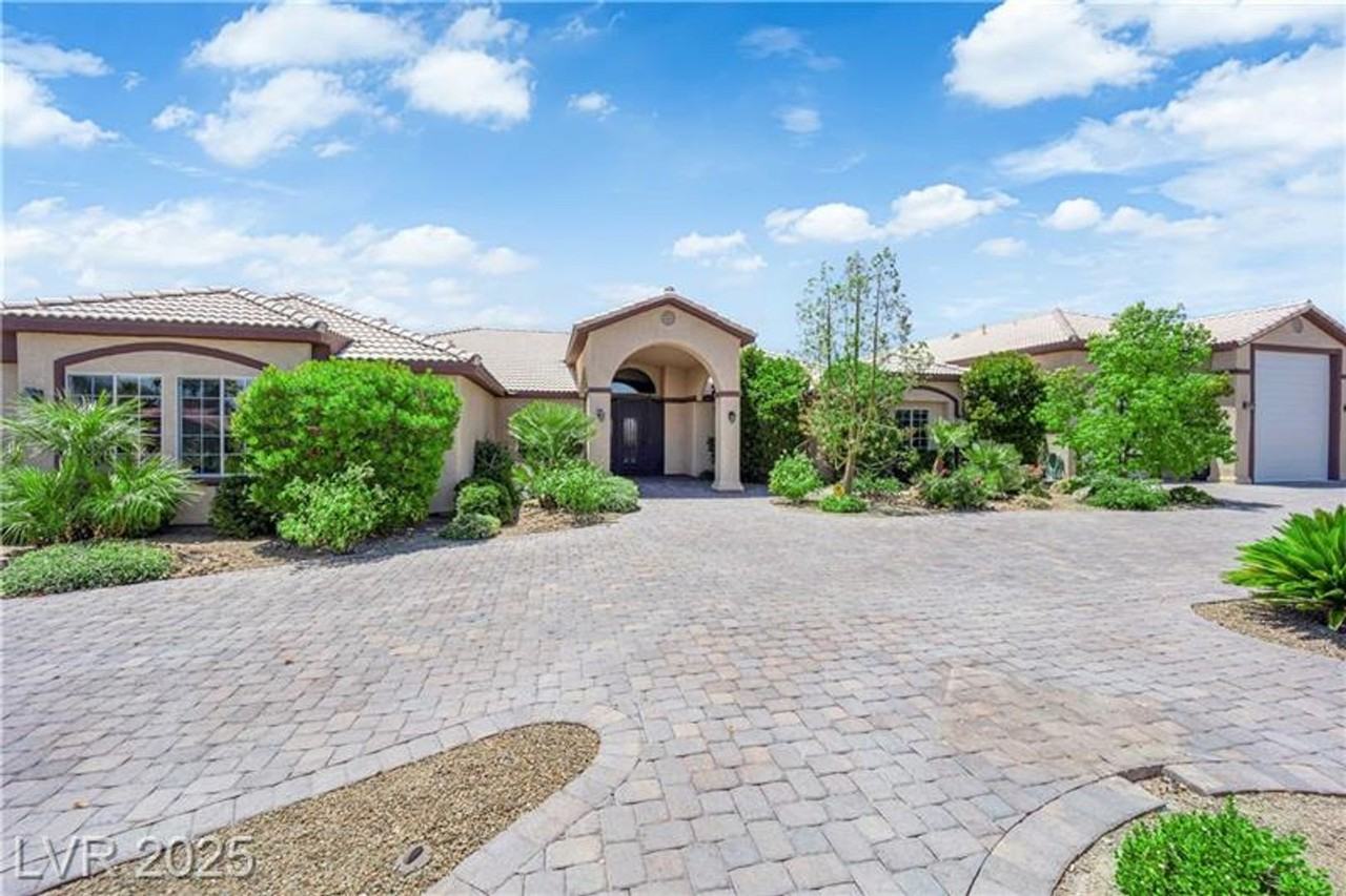 4455 W Ford Ave - Photo 6 of 50