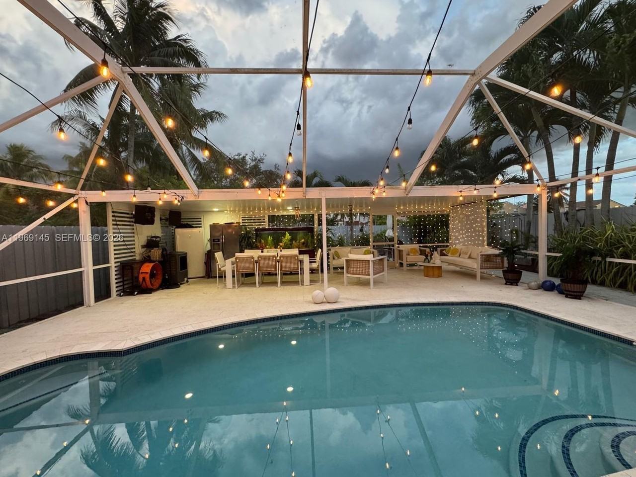 15220 Sw 49th St - Photo 3 of 50