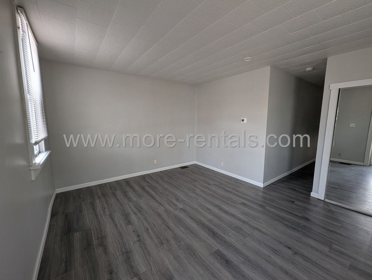 757 1/2 S 3rd St - Photo 2 of 10