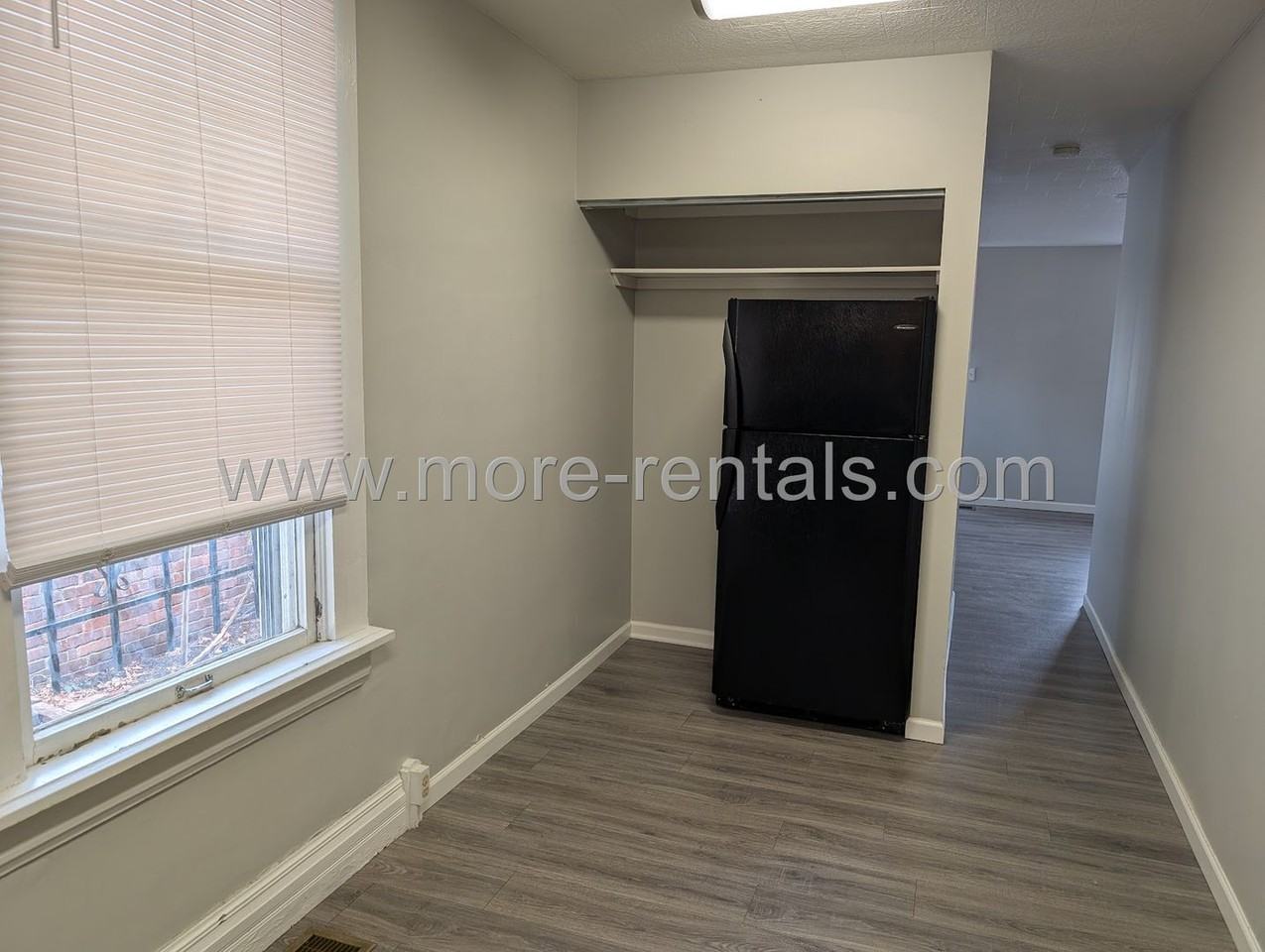 757 1/2 S 3rd St - Photo 6 of 10