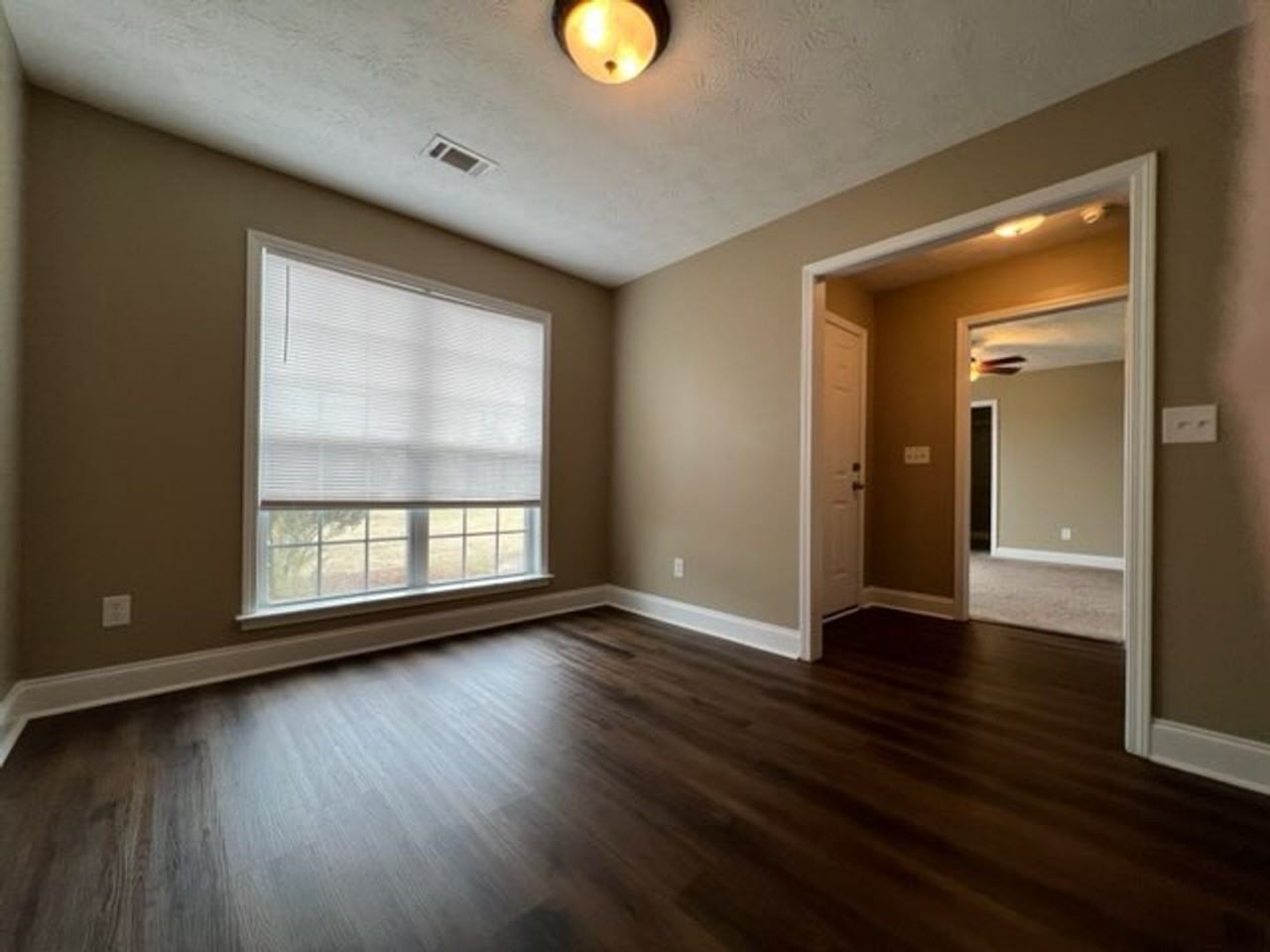 20 Lee Road 530 - Photo 5 of 25