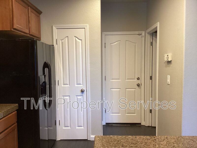 530 Candela Cir - Photo 5 of 22