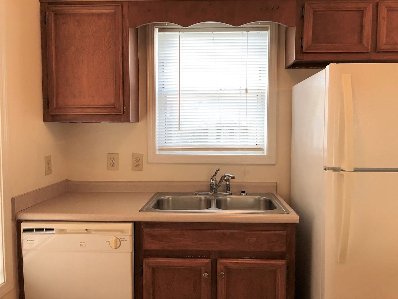 3814 Fawn Creek Dr - Photo 6 of 22