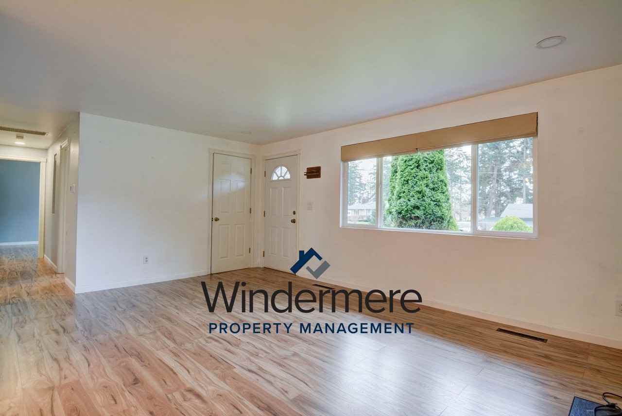 1342 Orchard Loop - Photo 2 of 27