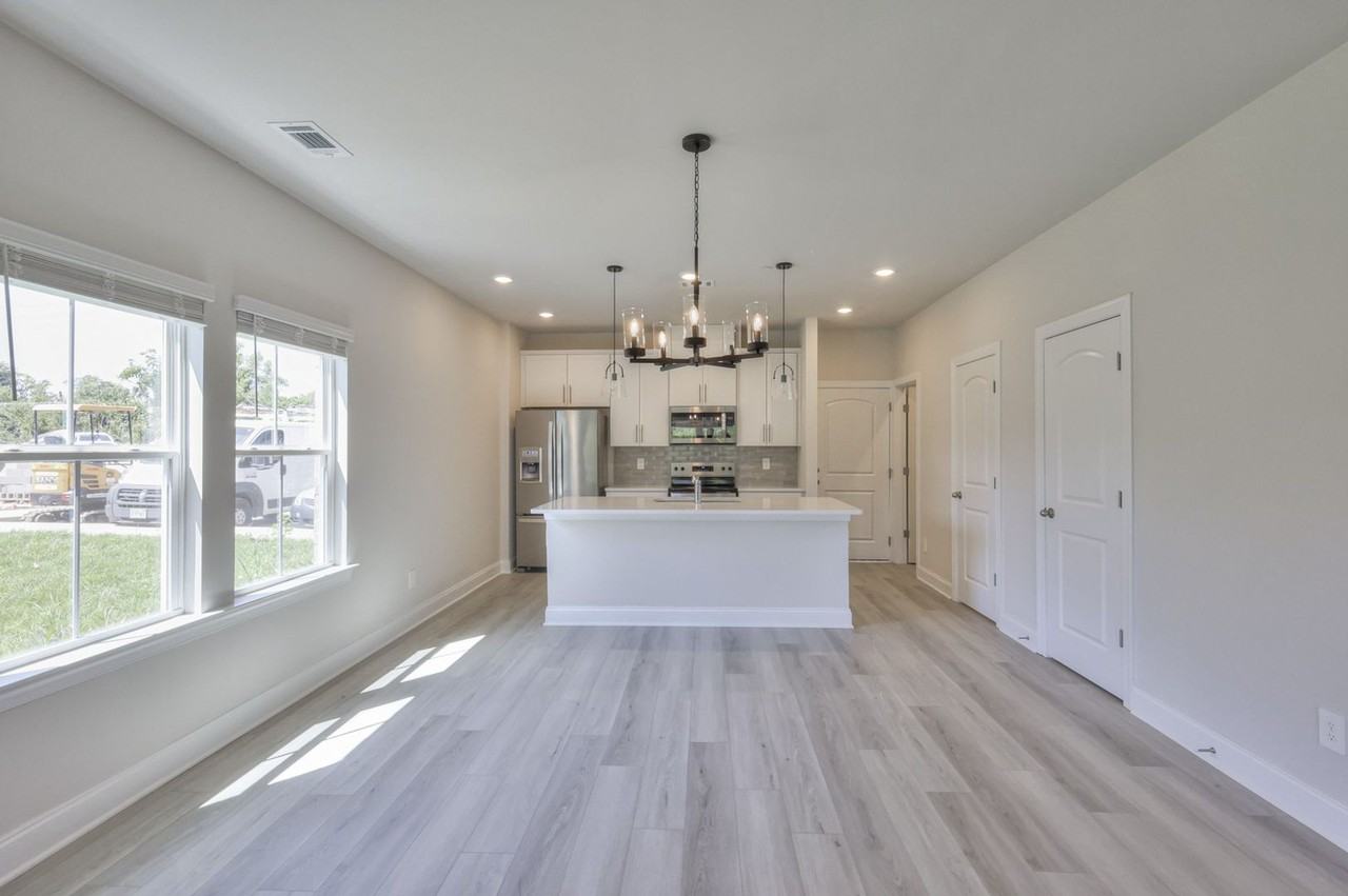 204 Douglas Bend Rd #2203