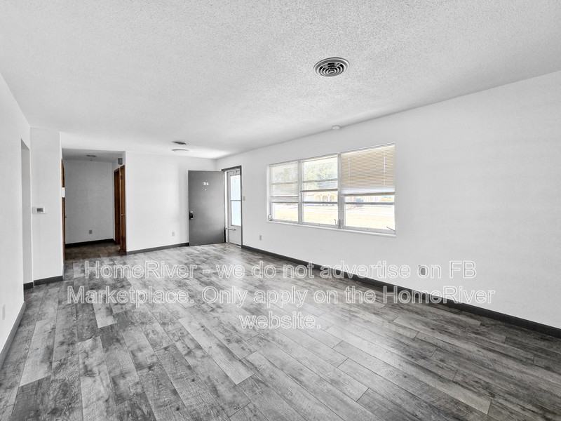 6171 Se 126th St - Photo 4 of 23