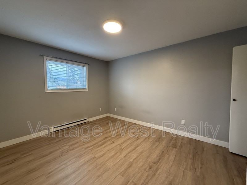 100 Nickel Rd - Photo 3 of 9