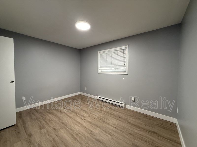 100 Nickel Rd - Photo 6 of 9